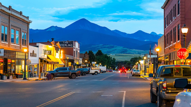 charming street with historic buildings and mountain backdrop in Livingston, Montana