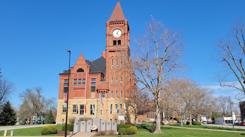 View of the Jefferson County Courthouse