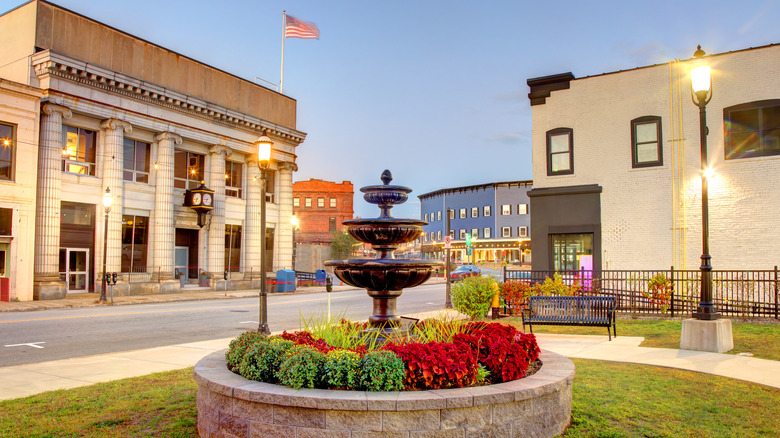 A fountain in downtown Gardner, Massachusetts