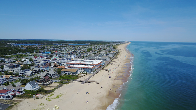 Ariel photo of houses and buildings along Bethany Beach Delaware