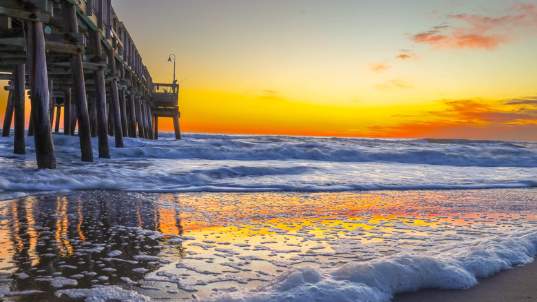 Sunrise at Virginia Beach shore