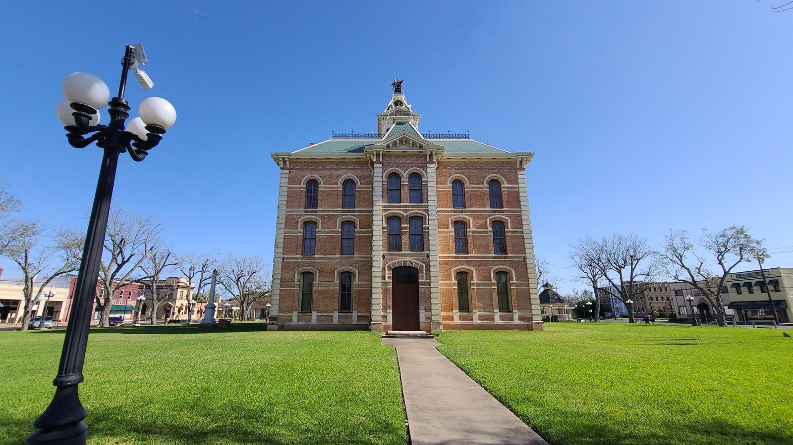 Forget Houston, Retire To Texas' Affordable City Just Over An Hour Away With Shops, Outdoor Fun, And Charm
