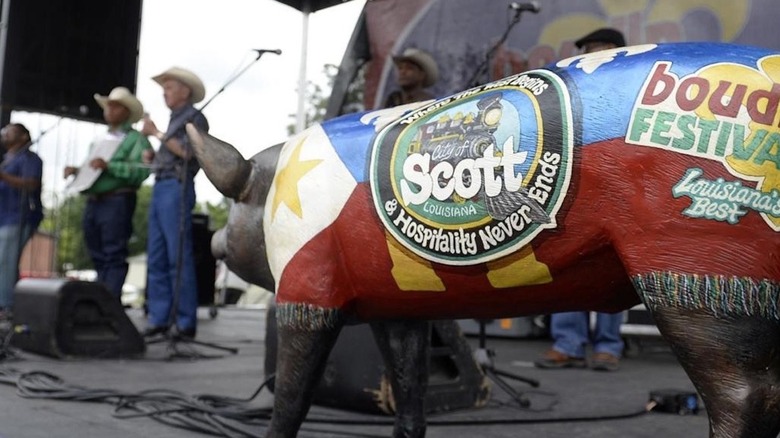 Pig on stage at Scott Boudin Festival