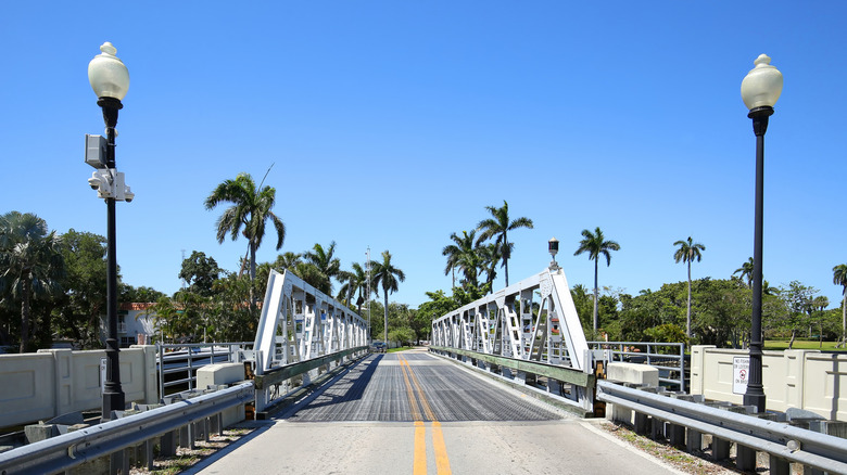 A swing bridge at the entrance of the neighborhood of Sailboat Bend