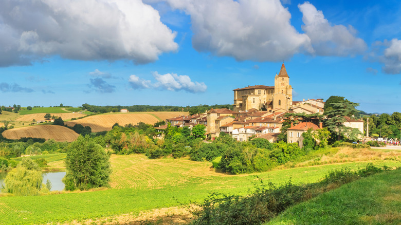 France's Top Remote Retirement Destination Is A Dreamy Foodie Retreat You've Never Heard Of