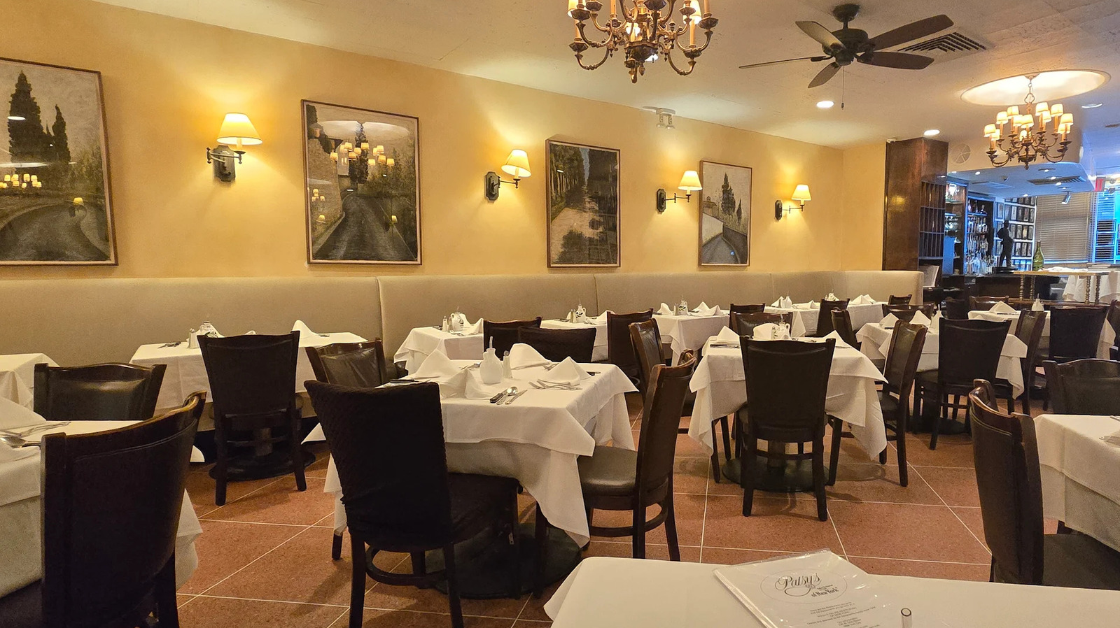 Frank Sinatra's Favorite New York City Restaurant Is Manhattan's Landmark Family-Owned Italian Spot, According To Research - Islands