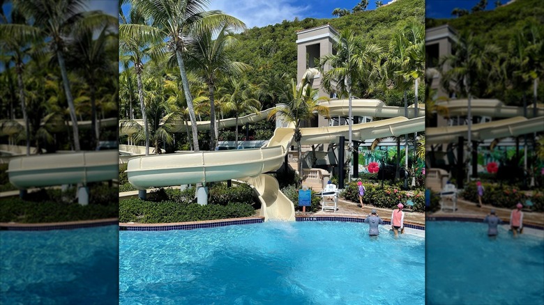 Kids in Coqui Water Park pool