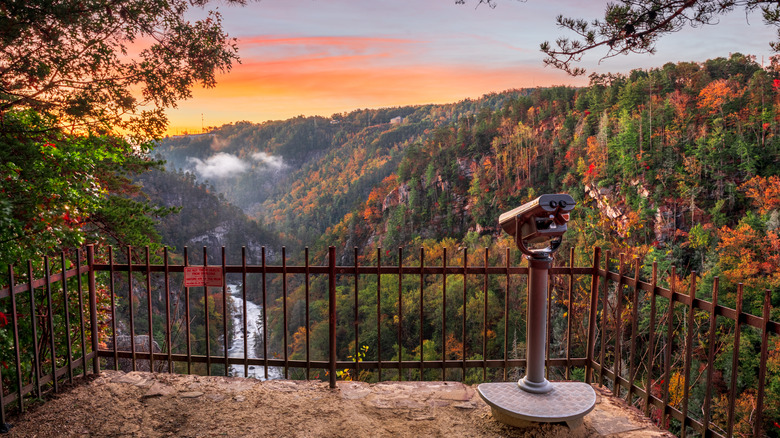 Tallulah Falls, Georgia, overlooking Tallulah Gorge in the autumn season
