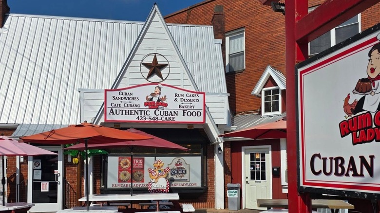 Exterior of Rum Cake Lady Cuban Food Cafe in Blue Ridge, Georgia