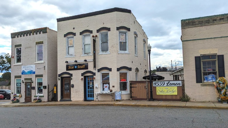 Buildings in Acworth, Georgia