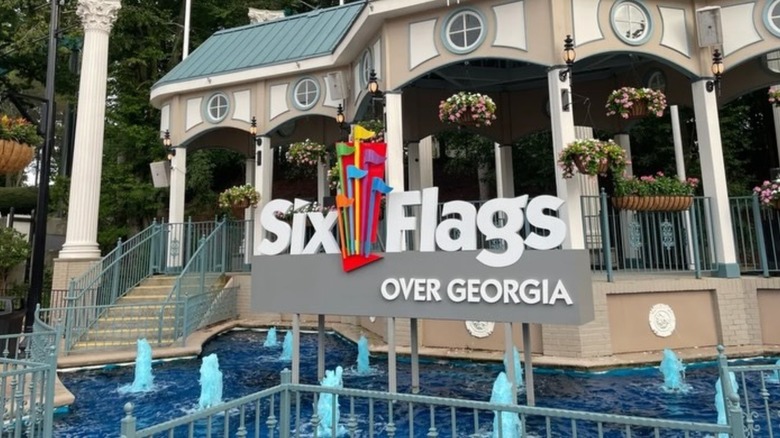 Sign for Six Flags Over Georgia
