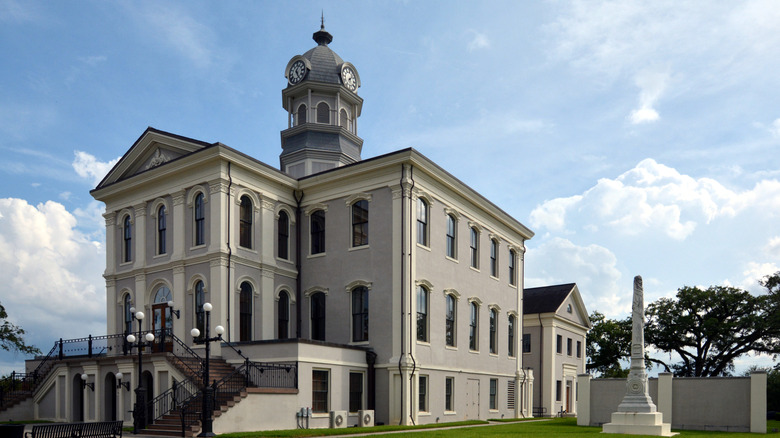 A regal building in Georgia during the daytime.