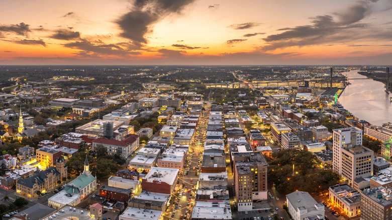 The Savannah cityscape at dusk