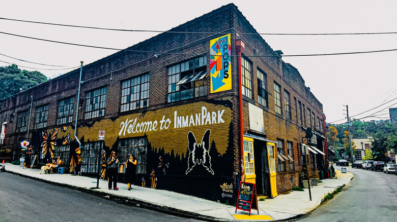 A mural on a building in Inman Park, Atlanta