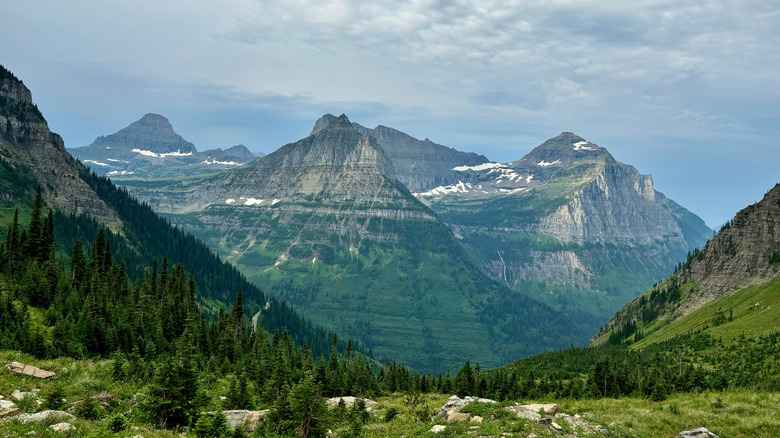 An expansive view from Highline Trail in Glacier National Park