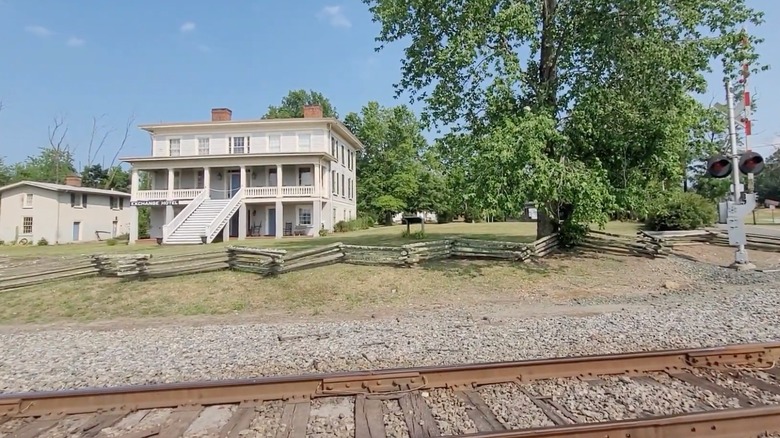 The historic Exchange Hotel next to the railroad tracks in Gordonsville, Virginia
