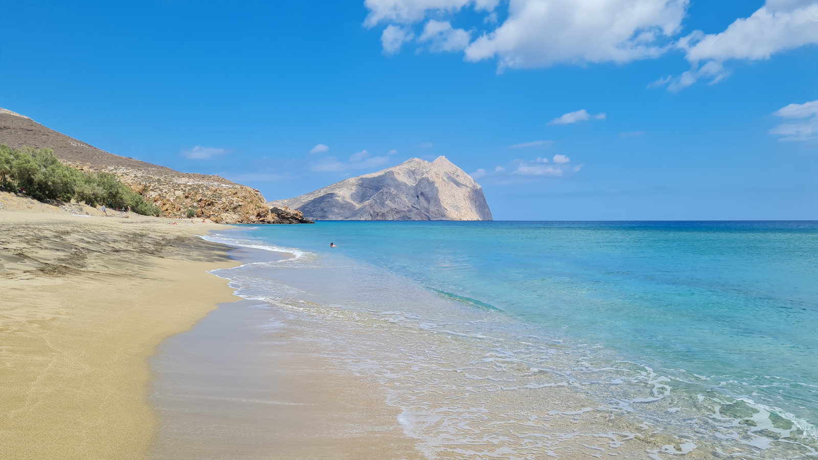 Greece's Jaw-Dropping Beach Is Known For Its Warm, Crystal-Clear Waters And Stunning Views