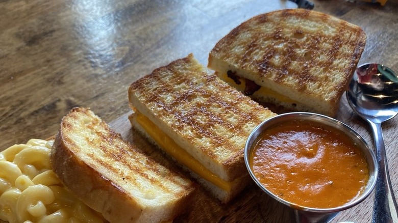 Grilled cheese flight at 888 Cheese and Co