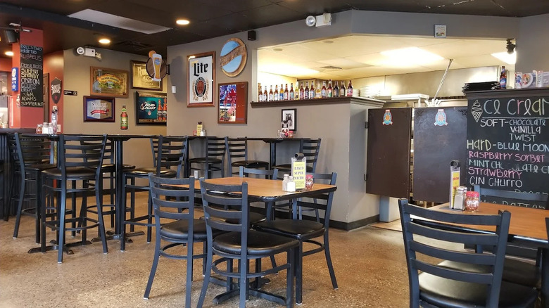 Interior at Maria's Pizza