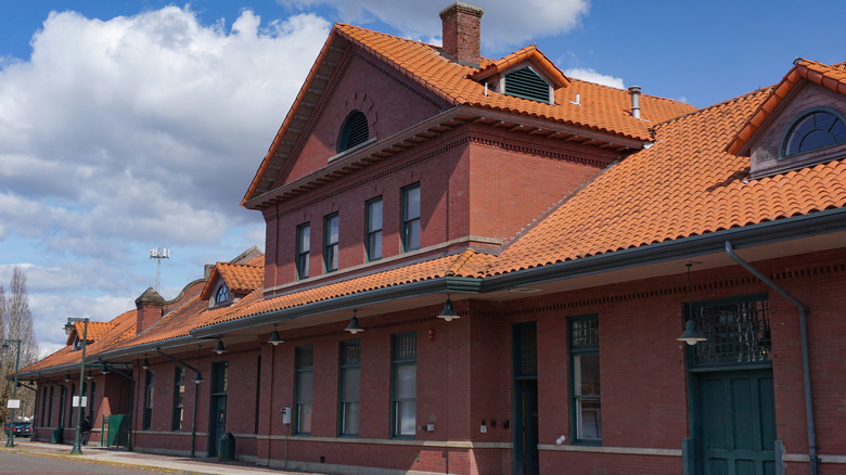 Facade of Centralia station in Washington