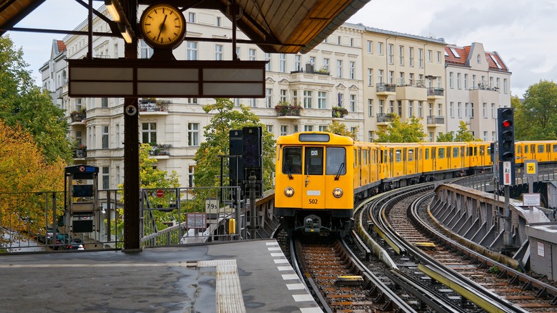 Yellow metro train in Berlin