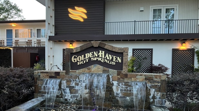 Exterior of Golden Haven in Calistoga