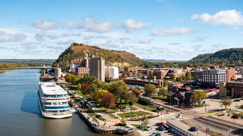 Scenery around Red Wing and the Mississippi River
