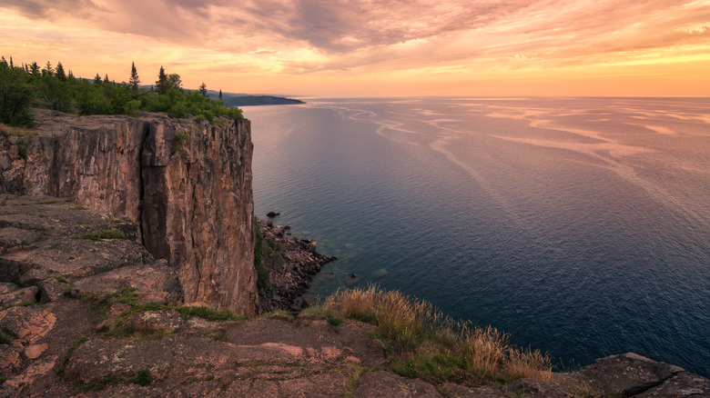 Lake Superior cliffside view