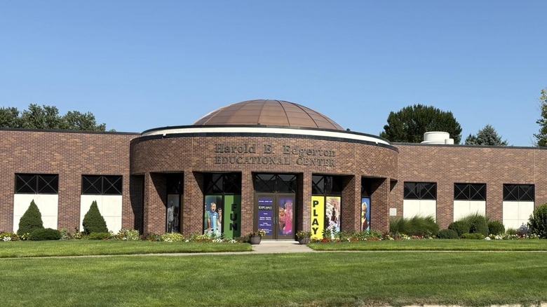 Edgerton Exploreit Center in Aurora, Nebraska