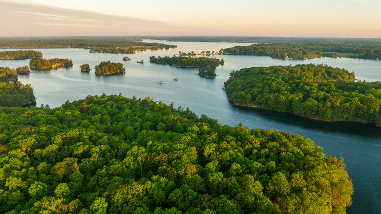 River and group of islands in the Thousand Islands region of New York