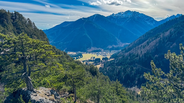 The mountains surrounding the village of Malborghetto