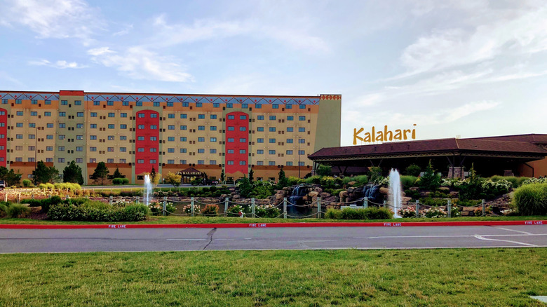 Front view of Kalahari Resort in Pennsylvania during the day.