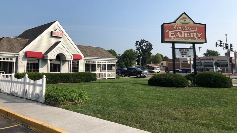 Elm Street Eatery signpost in front of the eatery, Missouri