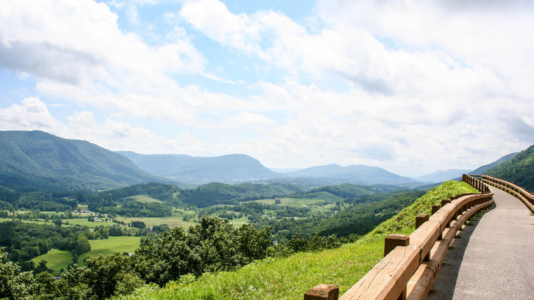 Moutain views from a roadside lookout in Big Stone Gap