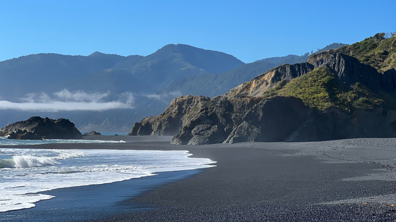 Black Sands Beach near Shelter Cove, California