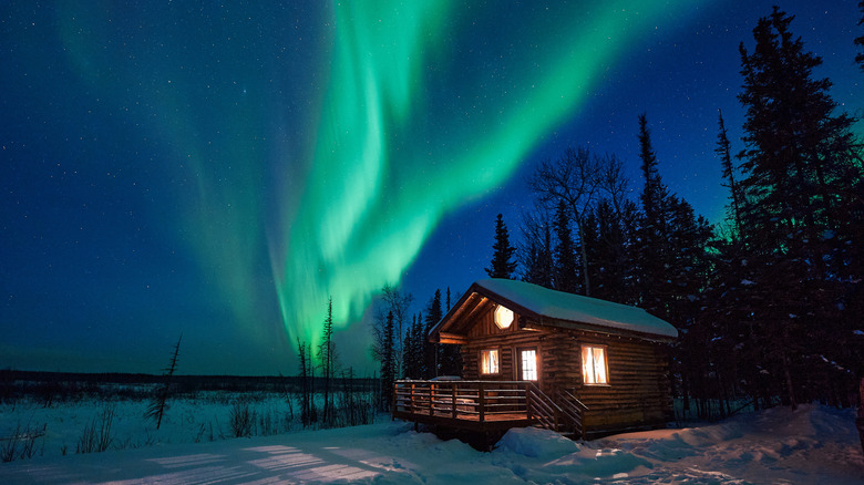 Alaska cabin with views of the northern lights