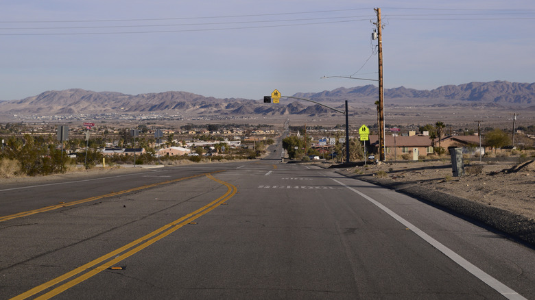 Highway passes through town of Twentynine Palms