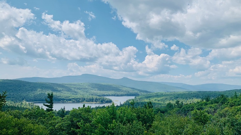 Scenic valley views in the Catskill Mountains