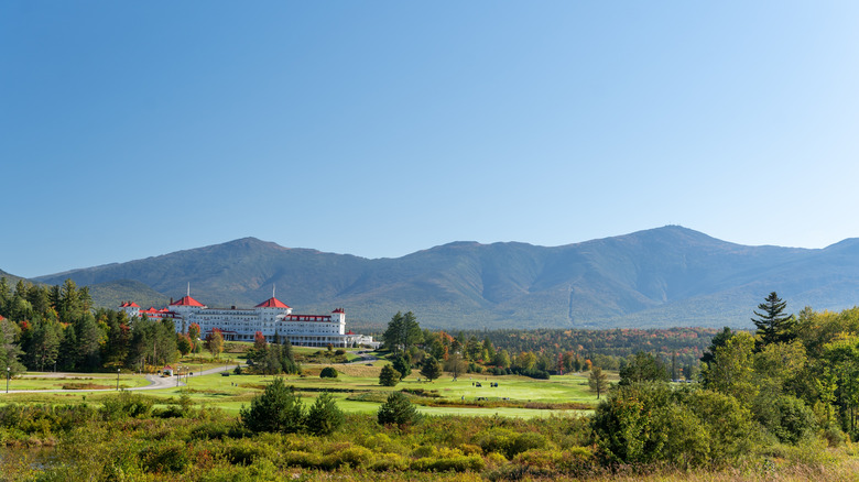 White Mountains Hotel and Resort with mountain backdrop