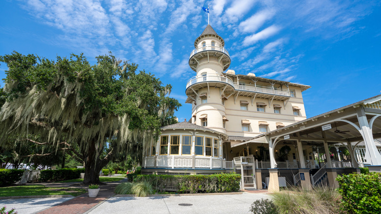 Exterior of the Jekyll Island Club Resort