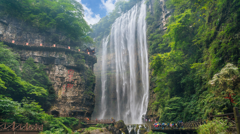 Three Gorges Grand Waterfalls in Yichang