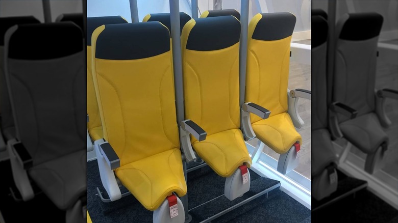 Skyrider 2.0 seats from the side