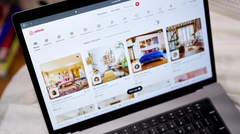 Airbnb site on a computer