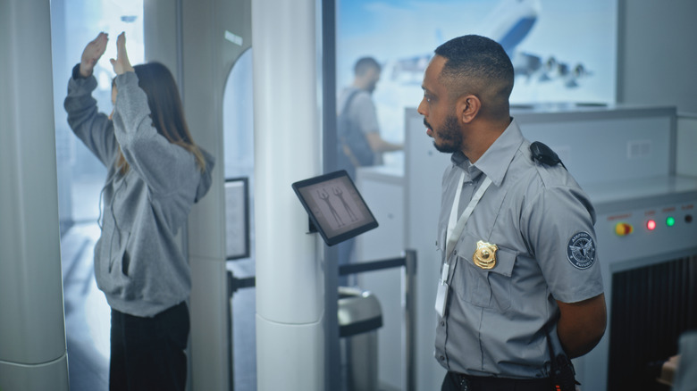 airport security screening