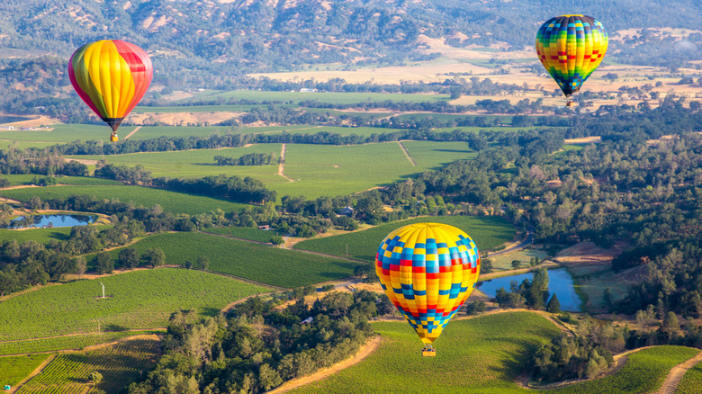 Hot air balloon rides over Napa Valley