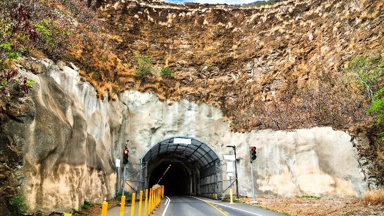 Diamond Head trail tunnel