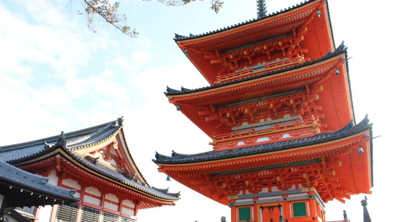Red structures of Kiyomizu-dera