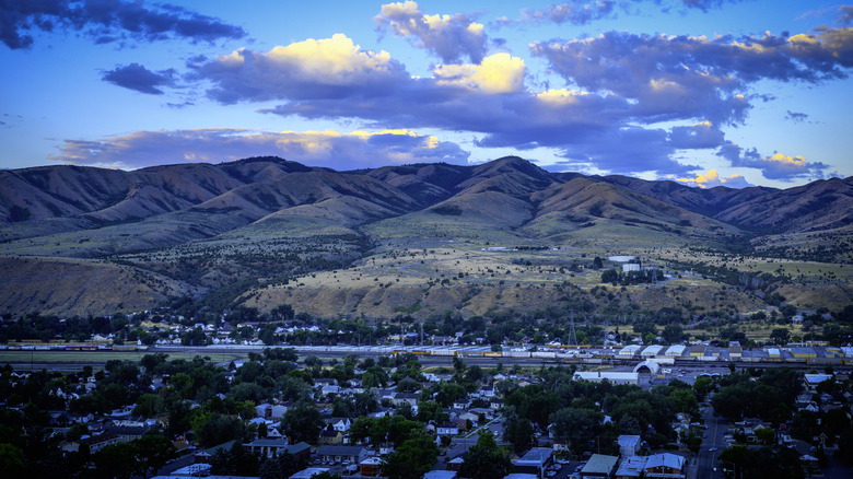 The city of Pocatello and nearby mountains