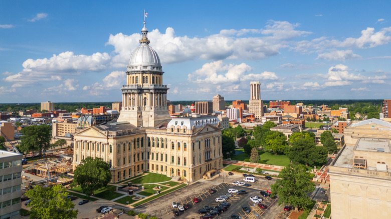 The Illinois Capitol Building in Springfield, IL