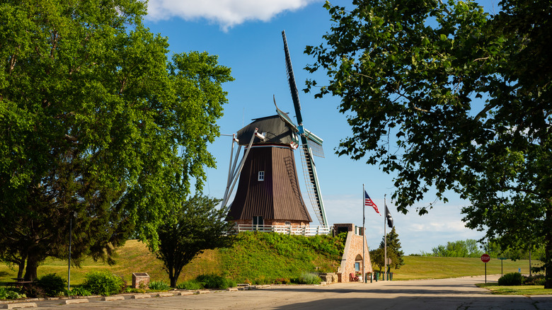 The Immigrant Windmill in Fulton, Illinois